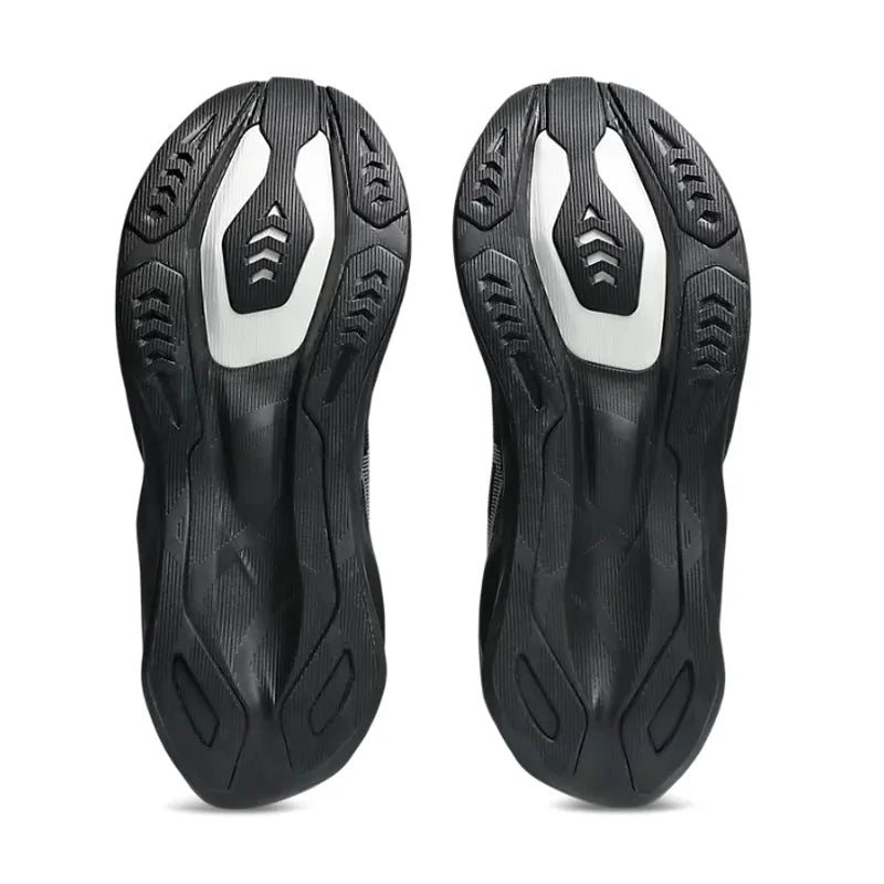 Men's Novablast 6 Black/Black