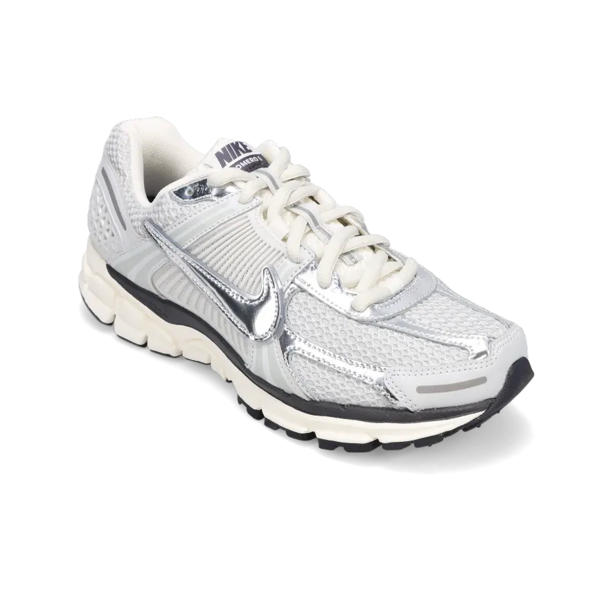 Women's Vomero 5 Photon Dust/Chrome