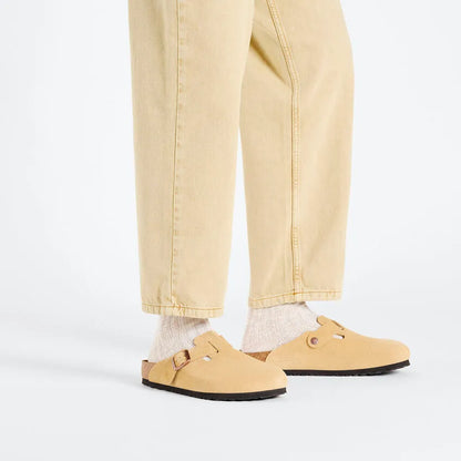 Women's Boston Narrow Latte Cream Suede