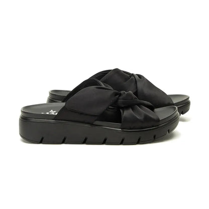 Women's Rylie Black