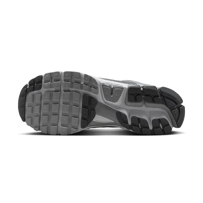 Men's Vomero 5 Wolf Grey/White