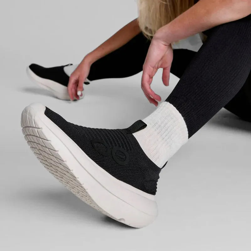 Women's OOmy Zen Chalk/Black