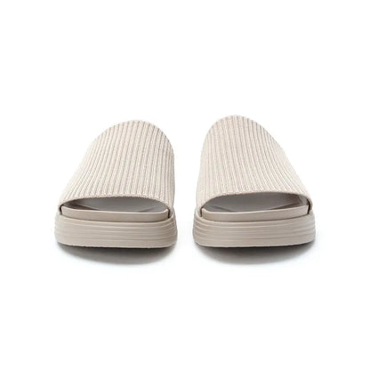 Women's Akimi Beachy Keen