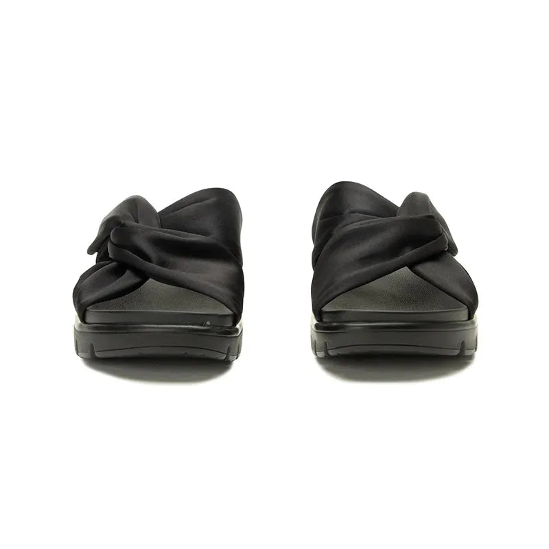 Women's Rylie Black