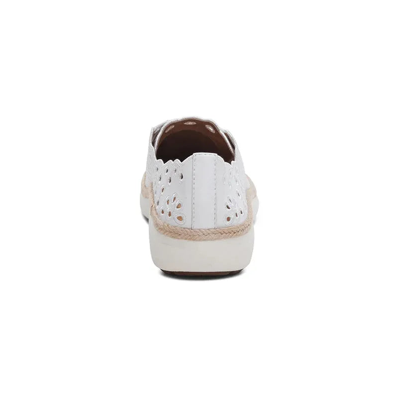 Women's Charlotte White