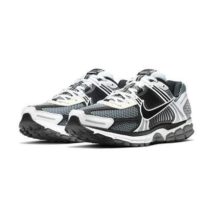 Men's Vomero 5 SE Dark Grey/Black/White