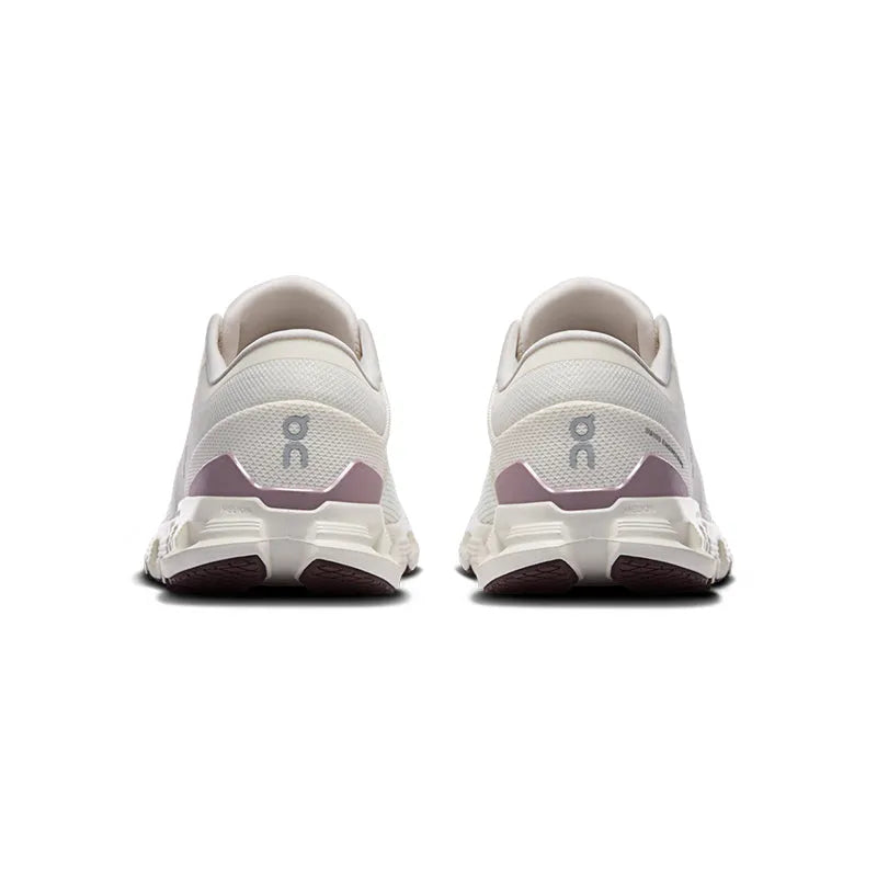 Women's Cloud X 4 Ivory/Heron
