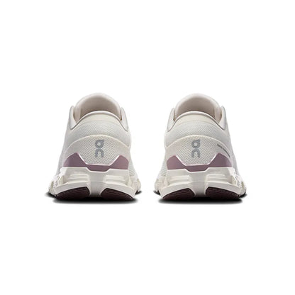 Women's Cloud X 4 Ivory/Heron