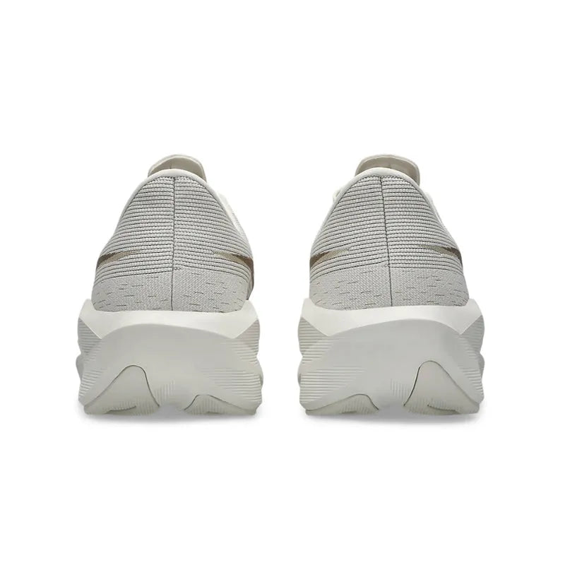 Men's Novablast 6 Soft Oat/Greige