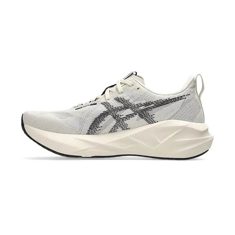 Men's Novablast 5 Oatmeal/Black