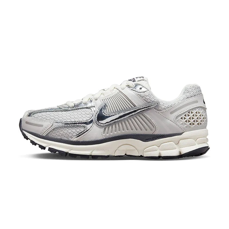 Women's Vomero 5 Photon Dust/Chrome