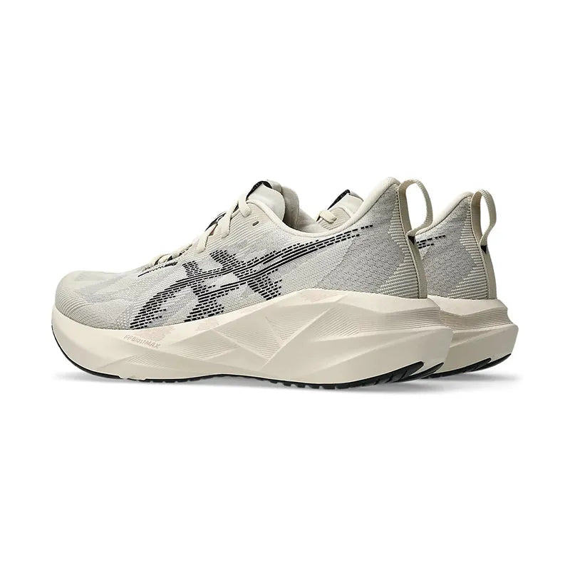 Men's Novablast 5 Oatmeal/Black