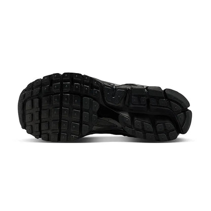 Women's Vomero 5 Black/Black