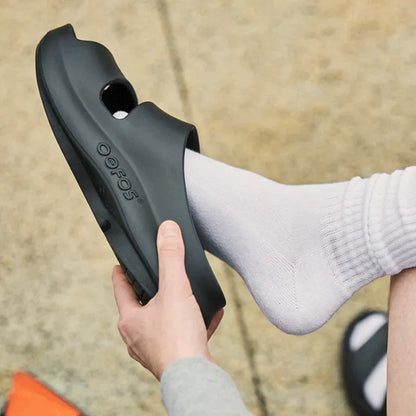 Women's OOyea Slide Black