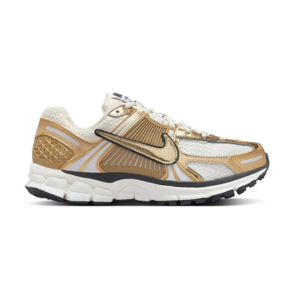 Women's Vomero 5 Photon Dust/Metallic Gold