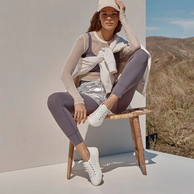 Women's Winny White