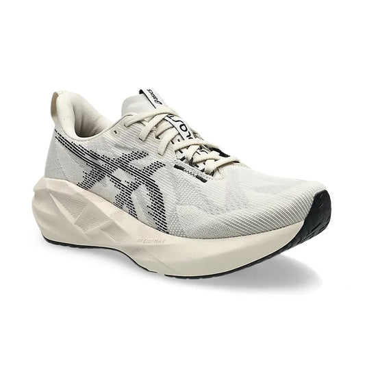 Men's Novablast 5 Oatmeal/Black
